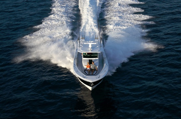 Mastering Tides & Currents With Your Center Console Boat