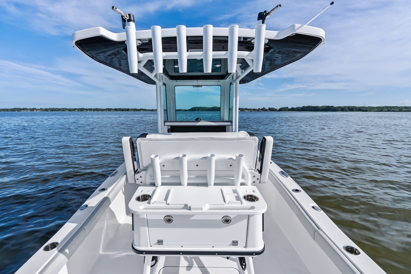 242HB 2026 | Blackfin Boats