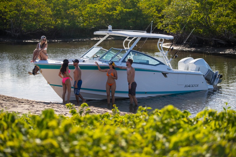 Best Foods for a BBQ or Picnic Aboard Your Boat